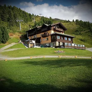  Chalet Chalet Dei Rododendri Italia